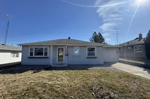 1614 25th Ave, Monroe, WI 53566 - Photo 1