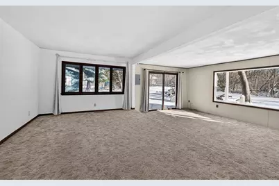 2201 W Crystal Springs Road, Janesville, WI 53545 - Photo 15