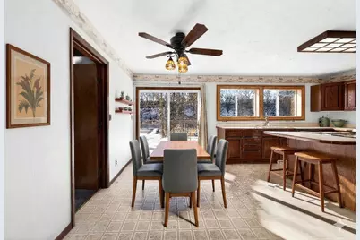 2201 W Crystal Springs Road, Janesville, WI 53545 - Photo 5