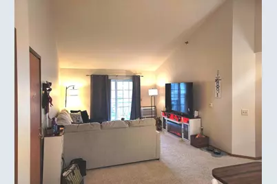 201 Kearney Way #305, Waunakee, WI 53597 - Photo 3