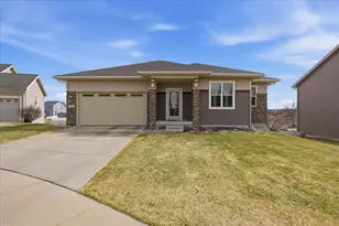 711 Cypress Ct, Sun Prairie, WI 53590 - Photo 39