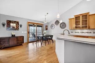 4604 Plantation Ct, Middleton, WI 53562 - Photo 11