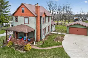 308 Green St, Mount Horeb, WI 53572 - Photo 1