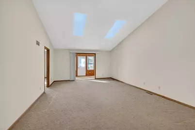 623 Wood Violet Lane #105, Sun Prairie, WI 53590 - Photo 13