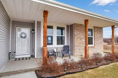 11419 N Shoes Way, Edgerton, WI 53534 - Photo 5