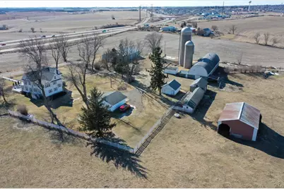 2749 Town Hall Rd, Mount Horeb, WI 53572 - Photo 63