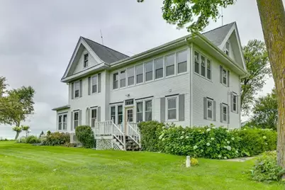 2749 Town Hall Rd, Mount Horeb, WI 53572 - Photo 11