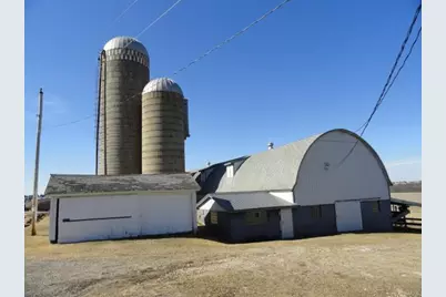 2749 Town Hall Rd, Mount Horeb, WI 53572 - Photo 71