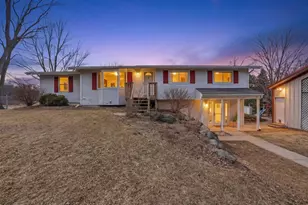 497 Sugar Hill Rd, Brooklyn, WI 53521 - Photo 3