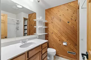 571 S Hillcrest Dr, Verona, WI 53593 - Photo 37