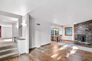 571 S Hillcrest Dr, Verona, WI 53593 - Photo 21