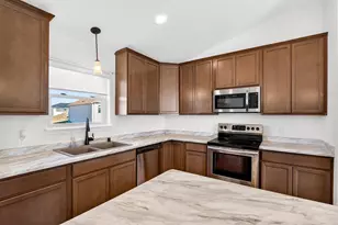 408 Saratoga Dr, Johnson Creek, WI 53038 - Photo 17