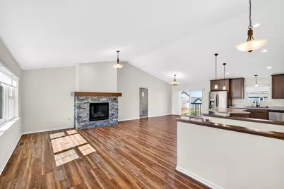 408 Saratoga Drive, Johnson Creek, WI 53038 - Photo 7