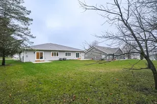 117 Ashberry Ln, Stoughton, WI 53558 - Photo 25
