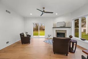 117 Ashberry Ln, Stoughton, WI 53558 - Photo 7