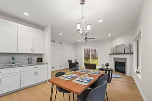 117 Ashberry Ln, Stoughton, WI 53558 - Photo 5