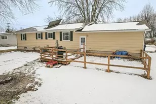 1010 Farmer Ave, Tomah, WI 54660 - Photo 5