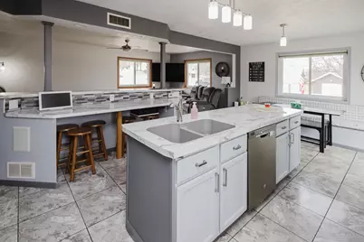 333 Harris Street, Mineral Point, WI 53565 - Photo 5