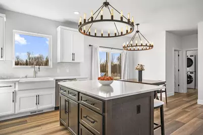 1129 Kamperschroer Way, Sun Prairie, WI 53590 - Photo 11