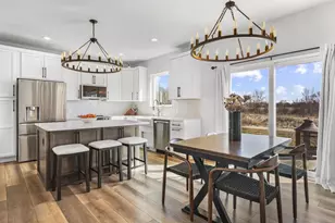 1129 Kamperschroer Wy, Sun Prairie, WI 53590 - Photo 17