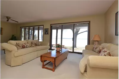 N6480 Shorewood Hills Road, Lake Mills, WI 53551 - Photo 9