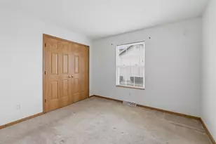 1017 E Pinecrest Ln, Elkhorn, WI 53121 - Photo 15