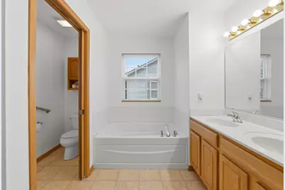 1017 E Pinecrest Lane, Elkhorn, WI 53121 - Photo 13