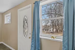 617 E Edgewater St, Portage, WI 53901 - Photo 9