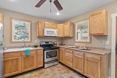 617 E Edgewater Street, Portage, WI 53901 - Photo 19