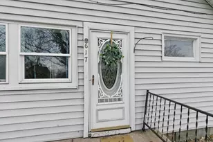 617 E Edgewater St, Portage, WI 53901 - Photo 5