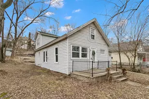 617 E Edgewater St, Portage, WI 53901 - Photo 43