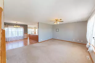 30694 County W Rd, Elroy, WI 53929 - Photo 9