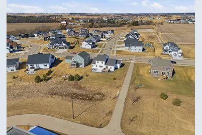 1543 N Thompson Road, Sun Prairie, WI 53590 - Photo 3