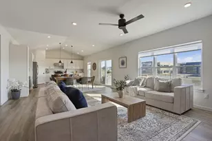 1543 N Thompson Rd, Sun Prairie, WI 53590 - Photo 9