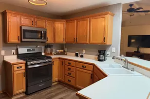 1205 Shawnee St, Fort Atkinson, WI 53538 - Photo 15