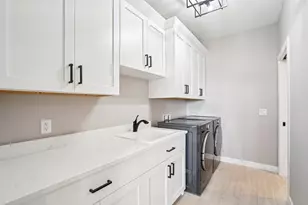 1208 Thistle Dew Ln, Waunakee, WI 53597 - Photo 29