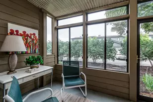 3837 Monona Dr, Monona, WI 53714 - Photo 9