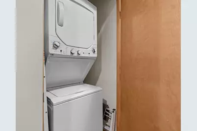 15 S Broom Street #404, Madison, WI 53703 - Photo 29