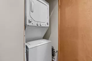 15 S Broom St, Madison, WI 53703 - Photo 25