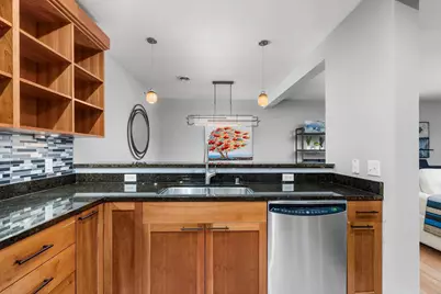 15 S Broom Street #404, Madison, WI 53703 - Photo 19