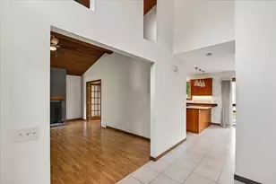 4514 Meadowwood Cir, DeForest, WI 53532 - Photo 7