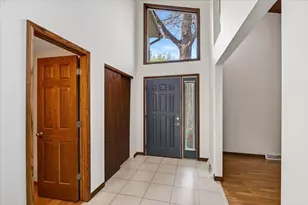 4514 Meadowwood Cir, DeForest, WI 53532 - Photo 5