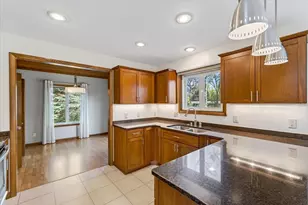4514 Meadowwood Cir, DeForest, WI 53532 - Photo 17