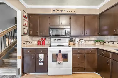 4914 Ralph Circle, Madison, WI 53714 - Photo 9