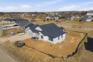 1636 Fissure Trail, Columbus, WI 53925 - Photo 19