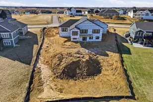 1636 Fissure Trail, Columbus, WI 53925 - Photo 15