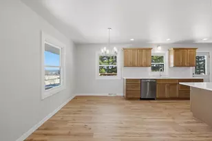 5831 Adams Rd, Fitchburg, WI 53575 - Photo 11