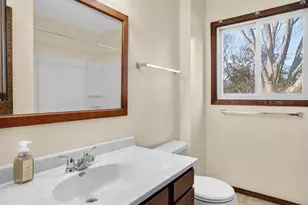 5907 Rattman Rd, Madison, WI 53718 - Photo 21