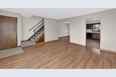 5907 Rattman Road, Madison, WI 53718 - Photo 7