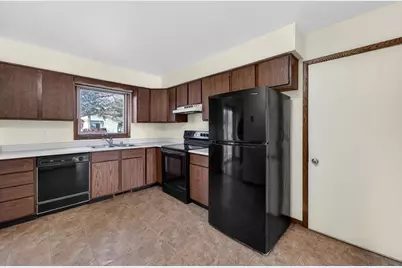 5907 Rattman Road, Madison, WI 53718 - Photo 11